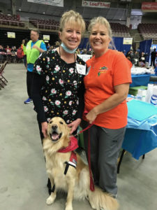 Lee Ann, Jane and Indy at the 2017 COMOM dental clinic